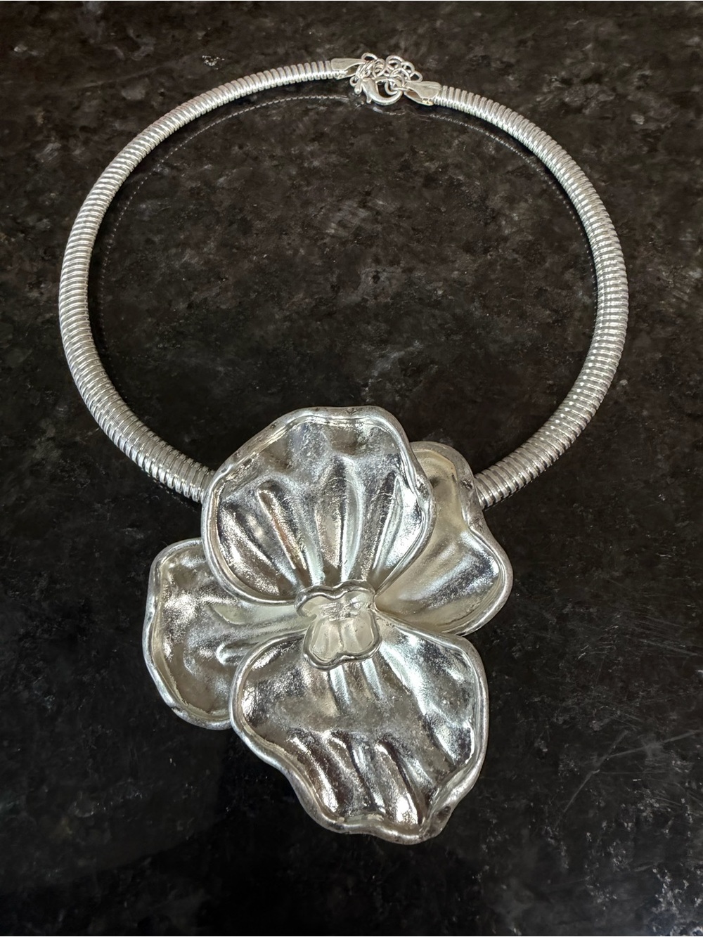 Silver Floral Statement Necklace - Elegant Flower Pendant